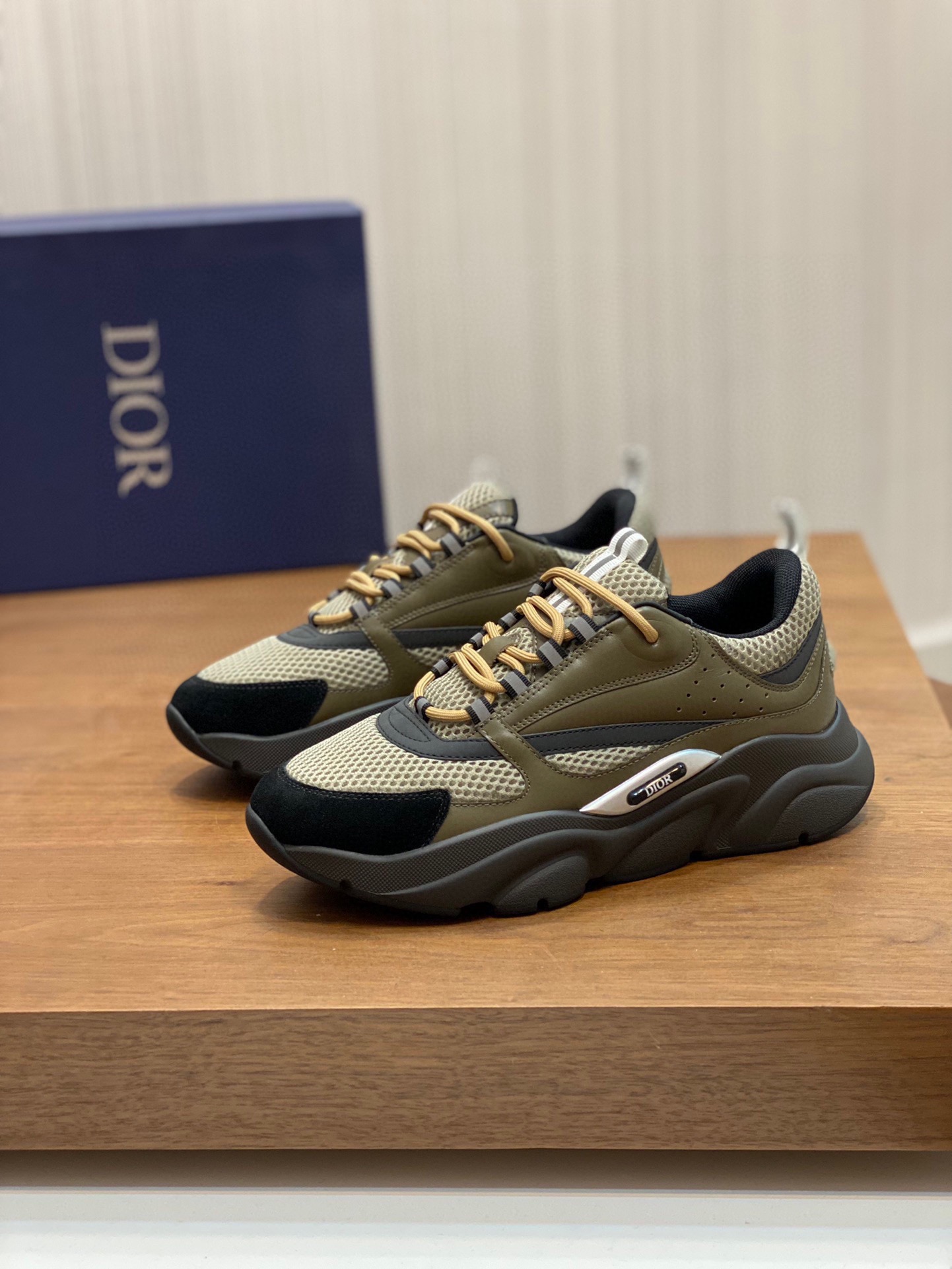 Men D*ior Top Sneaker
