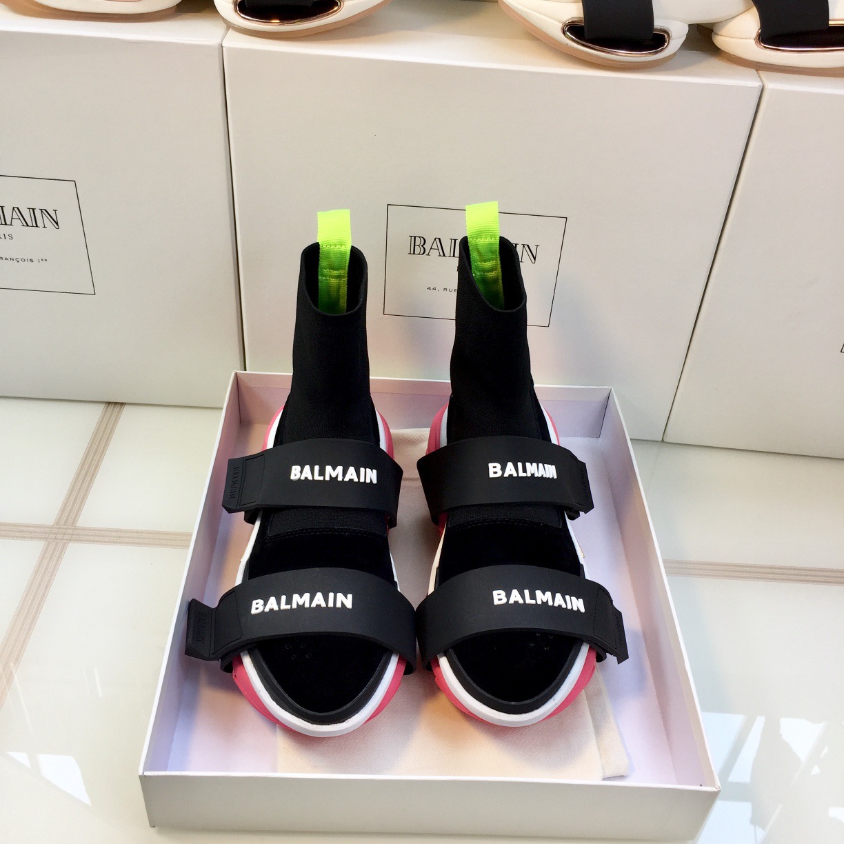Women B*almain Top Sneaker