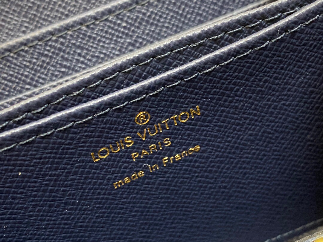 L*ouis V*uitton Top Bag