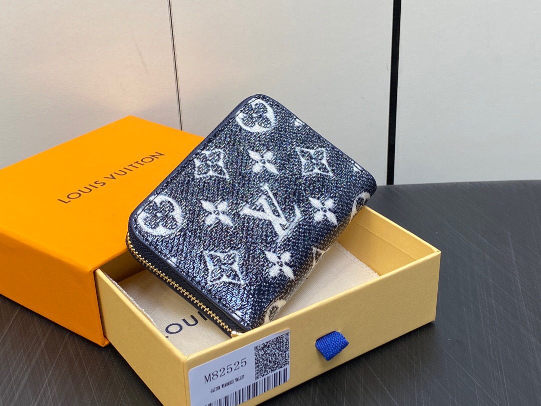 L*ouis V*uitton Top Bag