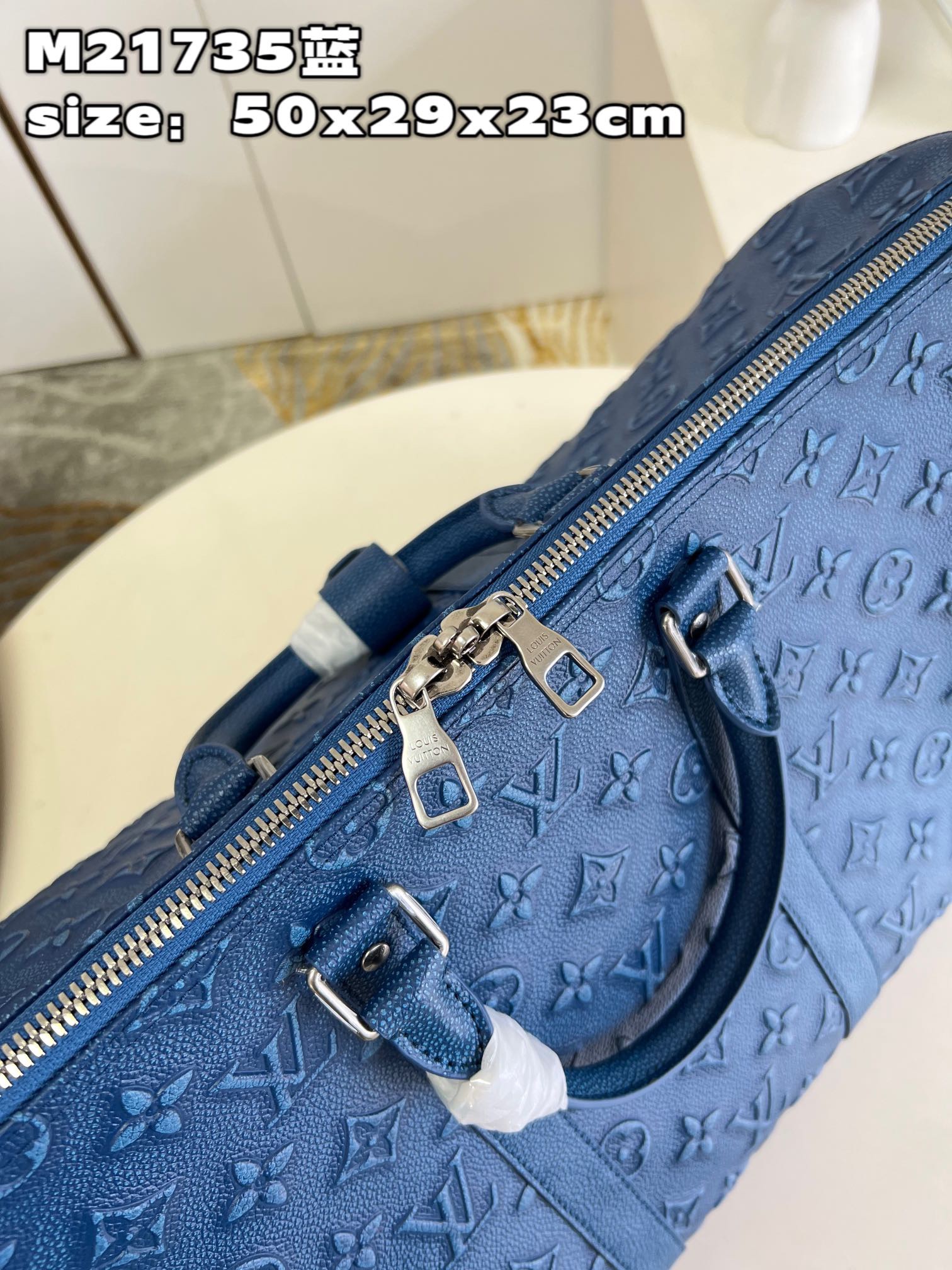 L*ouis V*uitton Top Bag m21375
