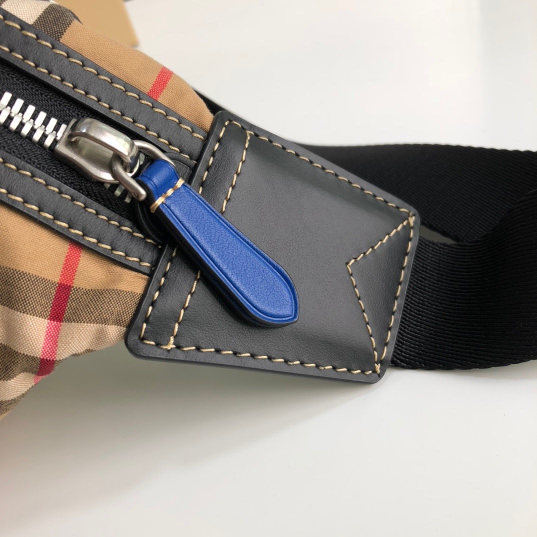 B*urberry Bag Top Quality