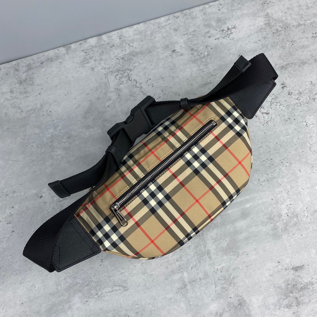 B*urberry Bag Top Quality