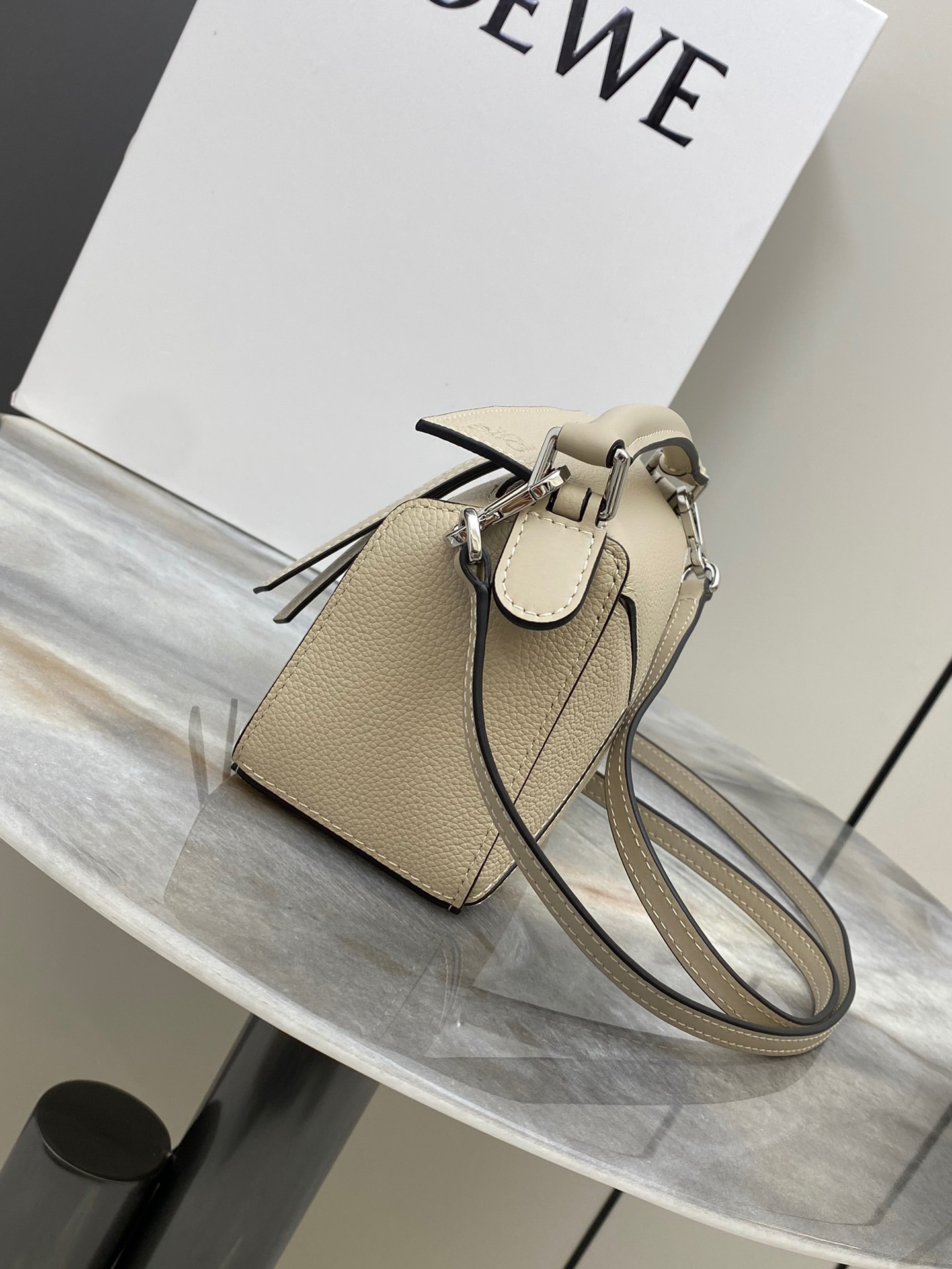L*oewe Bag 9016 Top Quality