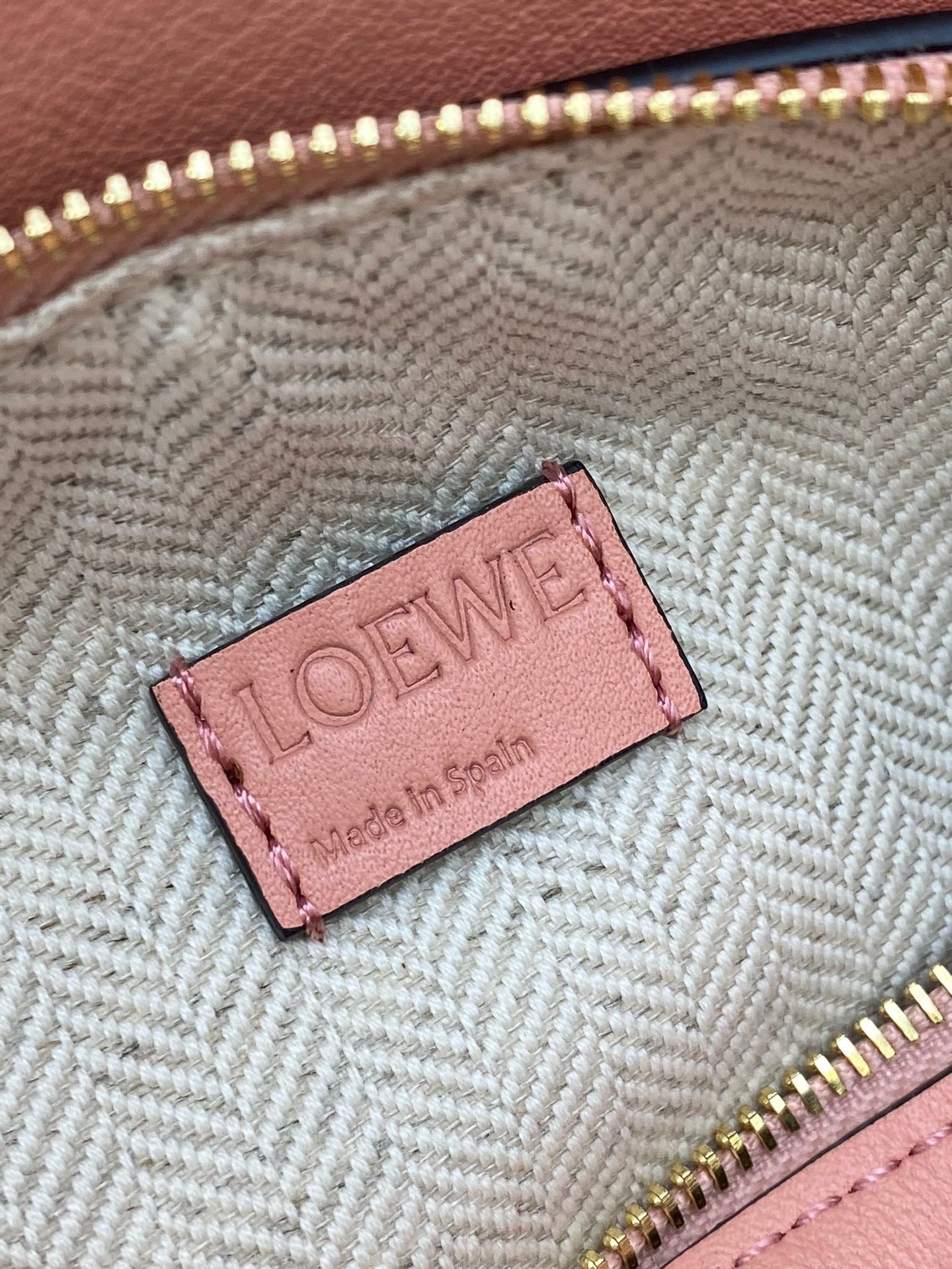 L*oewe Bag 9016 Top Quality