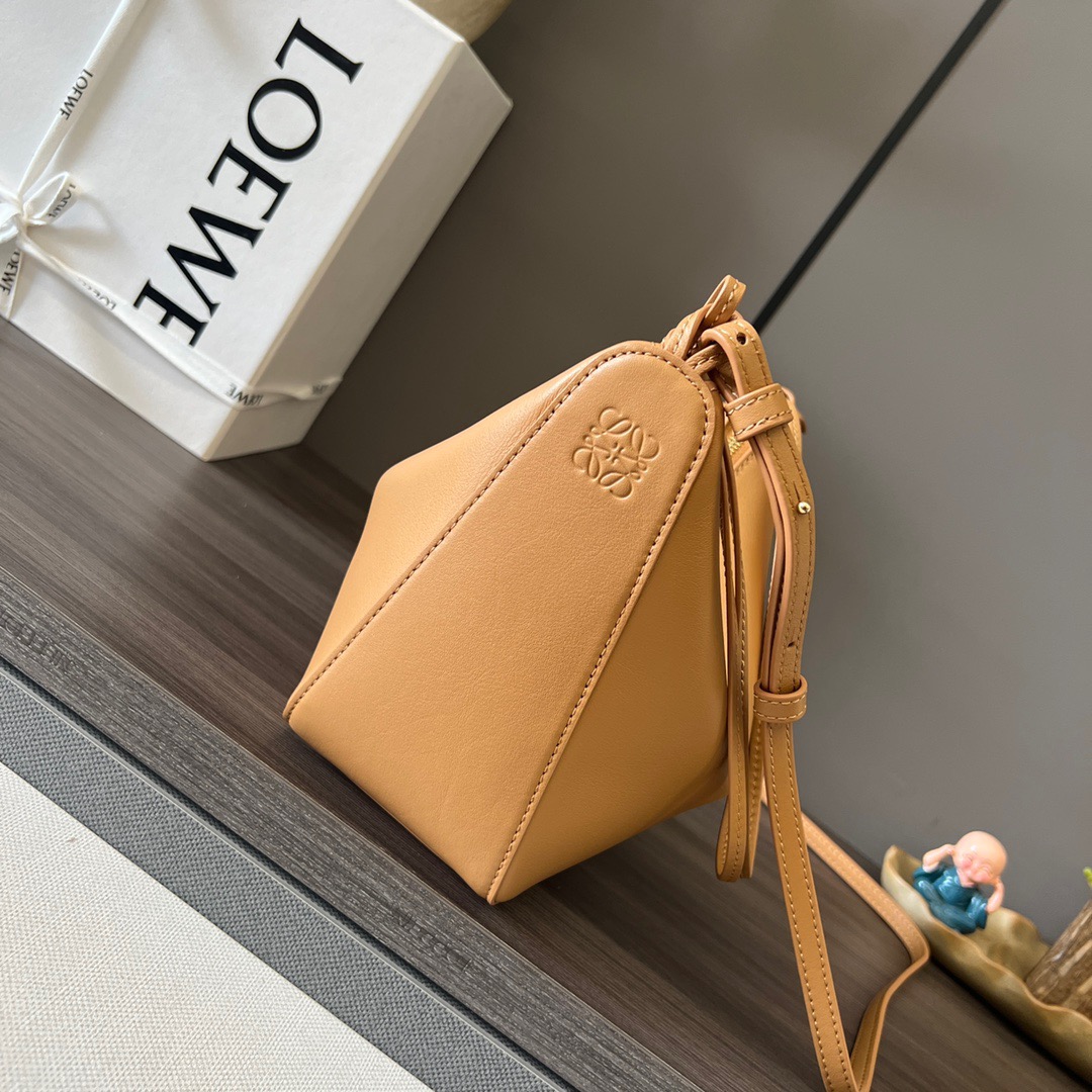 L*oewe Bag 262315 Top Quality