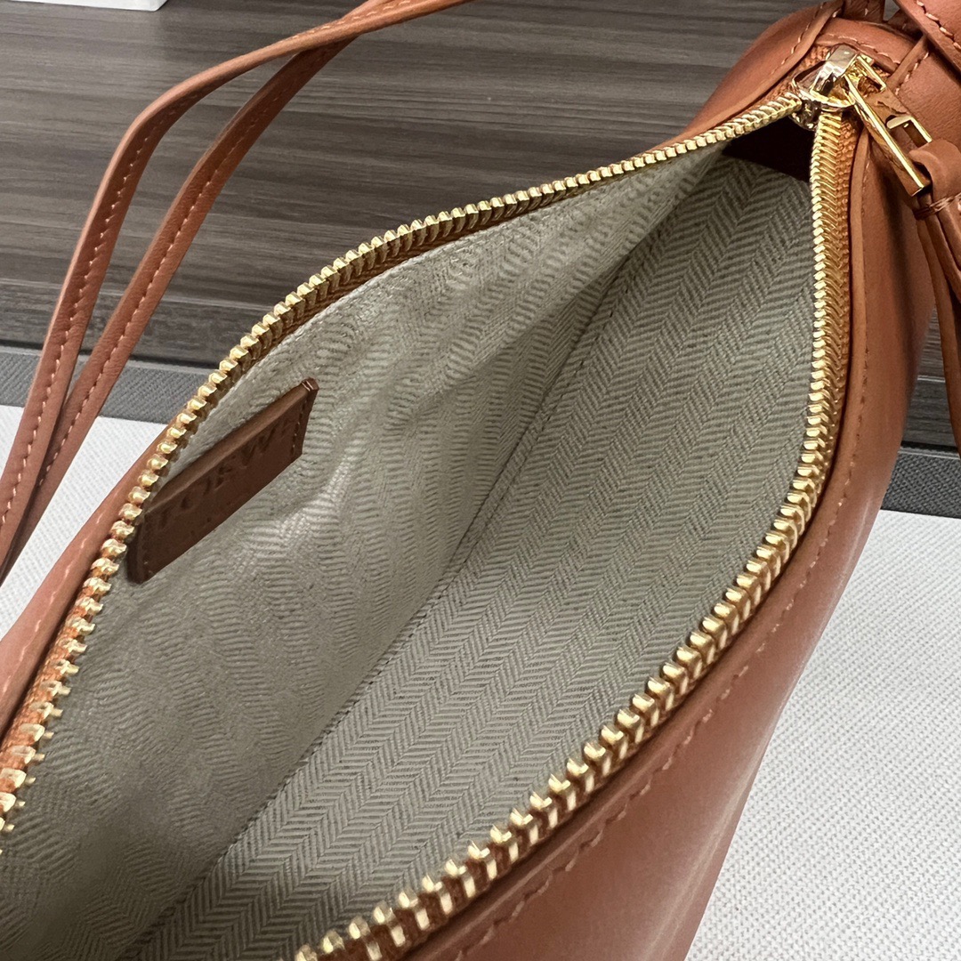 L*oewe Bag 262315 Top Quality