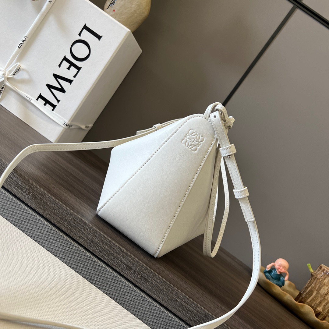 L*oewe Bag 262315 Top Quality