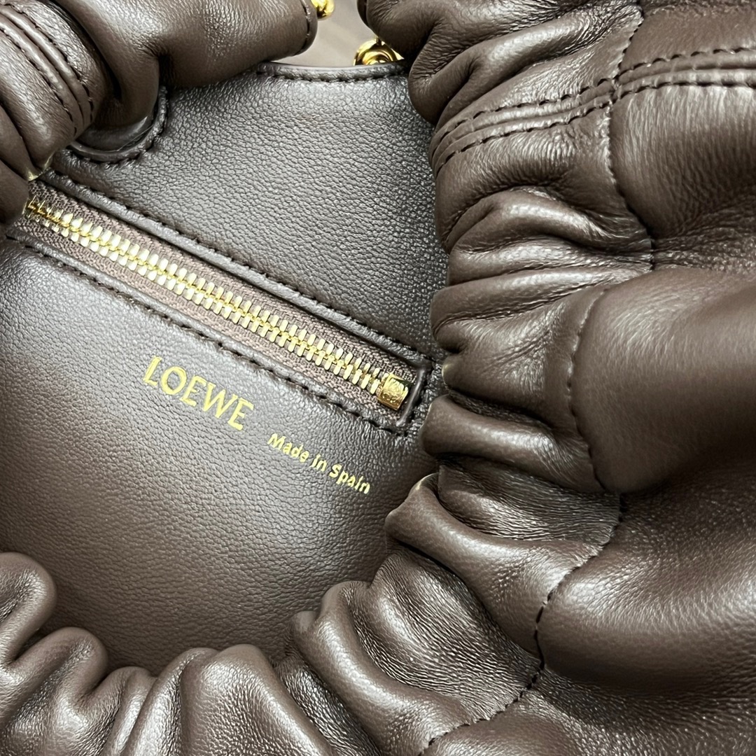 L*oewe Bag 652329 Top Quality