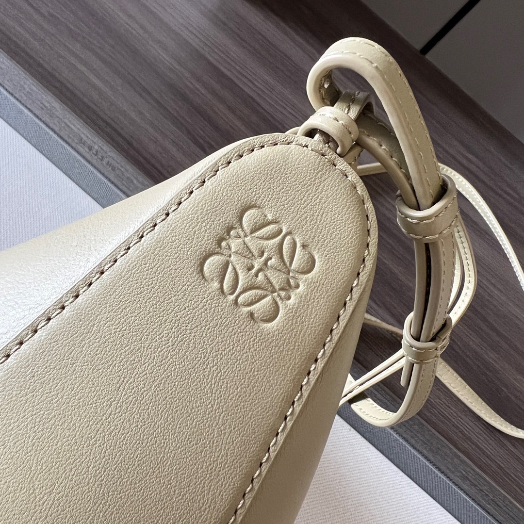 L*oewe Bag 262315 Top Quality