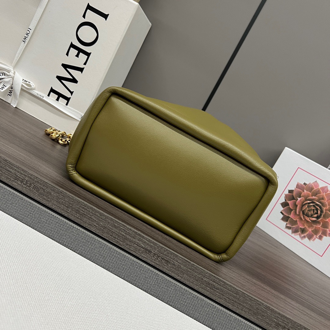 L*oewe Bag 652329 Top Quality
