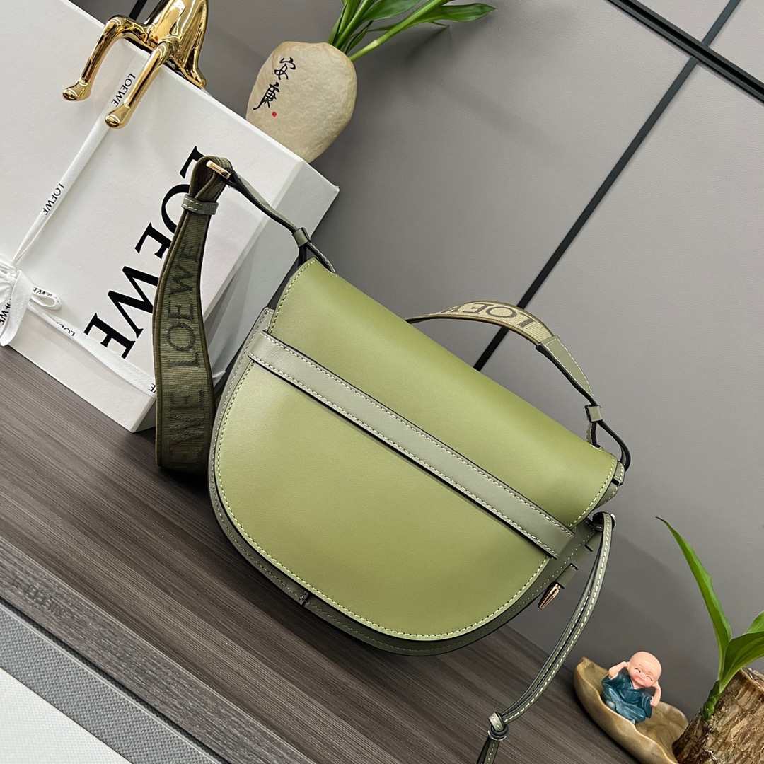 L*oewe Bag 011821 Top Quality