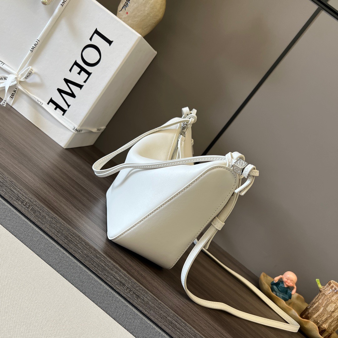 L*oewe Bag 262315 Top Quality