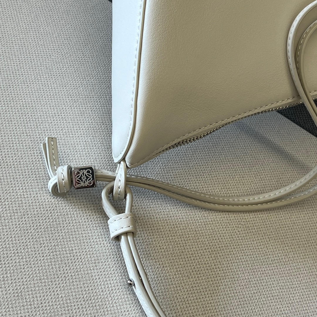 L*oewe Bag 262315 Top Quality