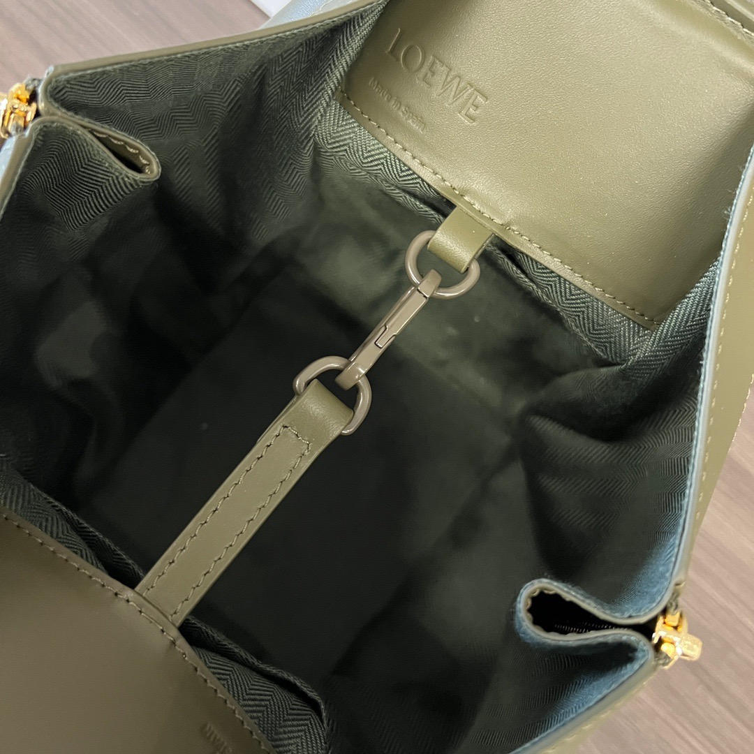 L*oewe Bag 652235 Top Quality