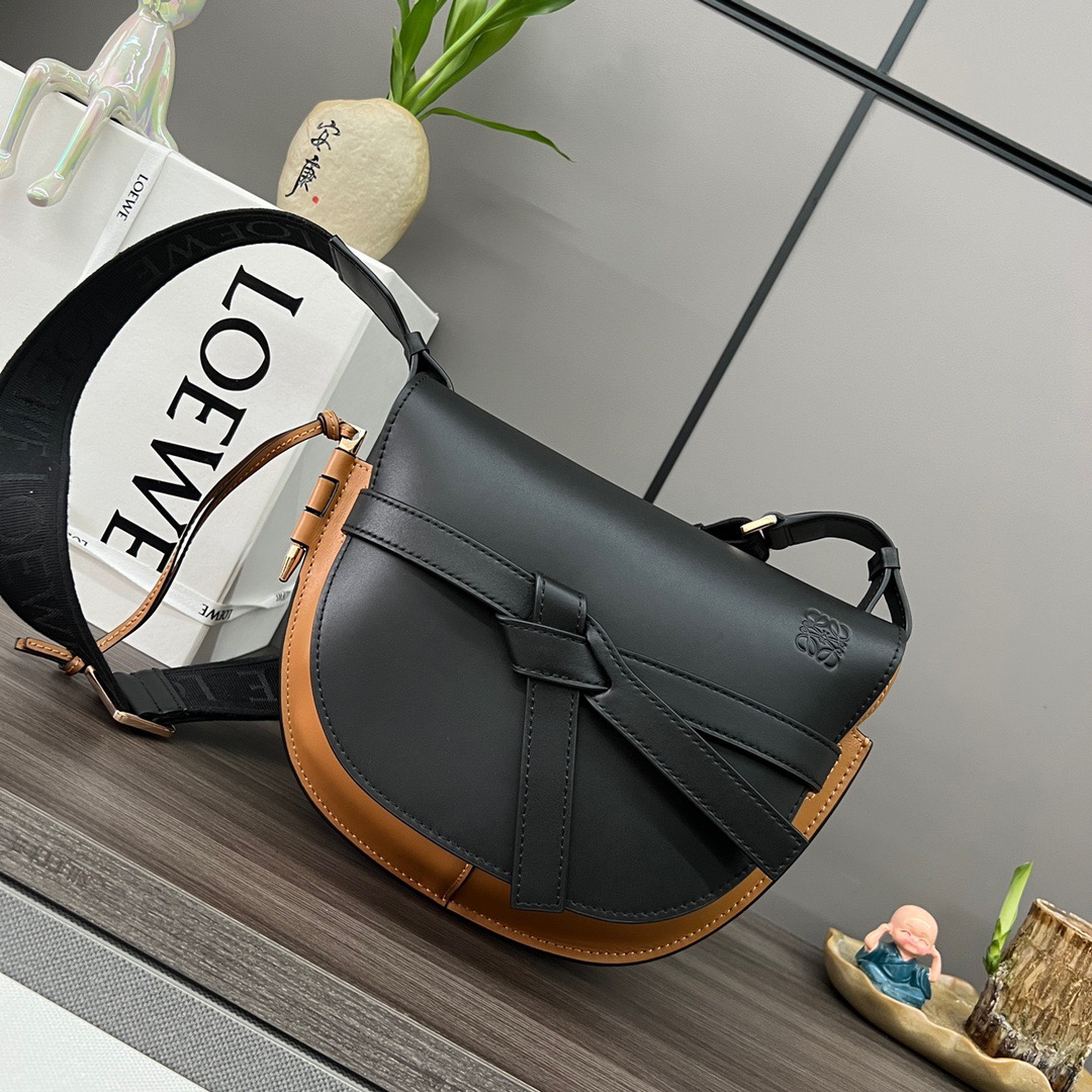 L*oewe Bag 011821 Top Quality