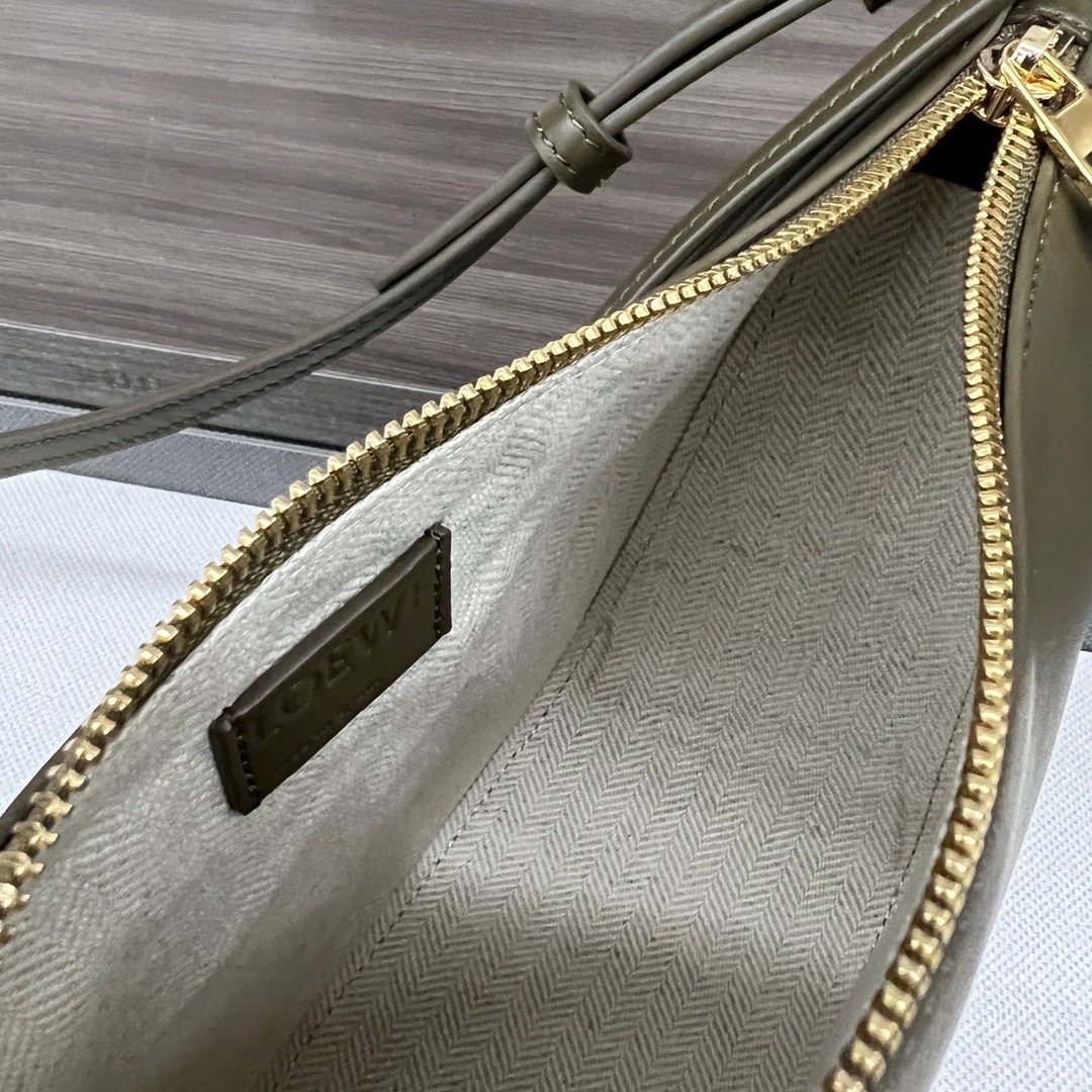 L*oewe Bag 262315 Top Quality