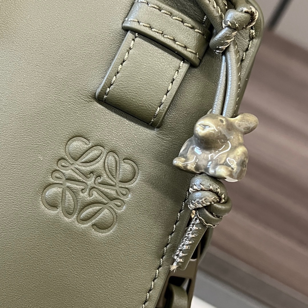 L*oewe Bag 652235 Top Quality