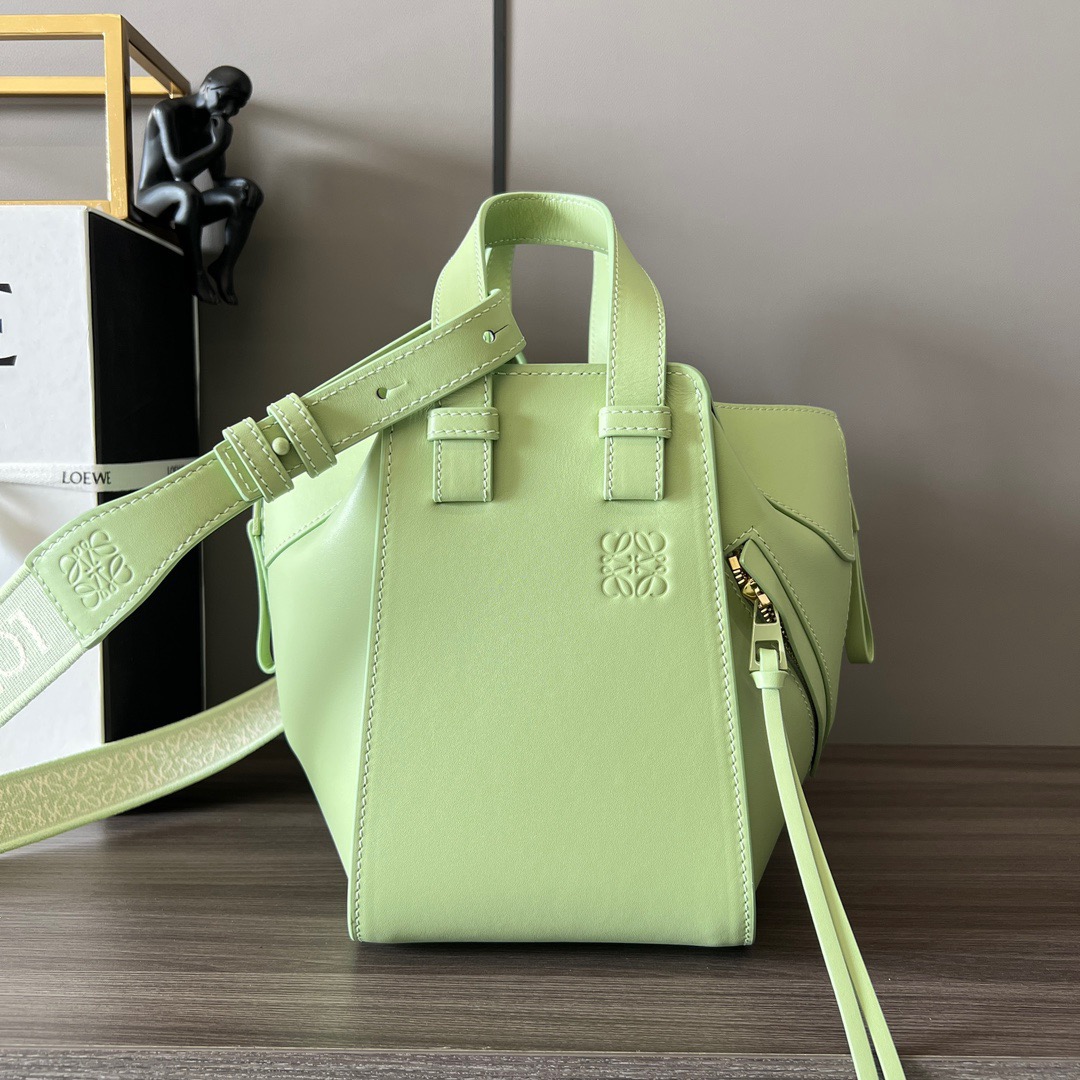 L*oewe Bag 652235 Top Quality
