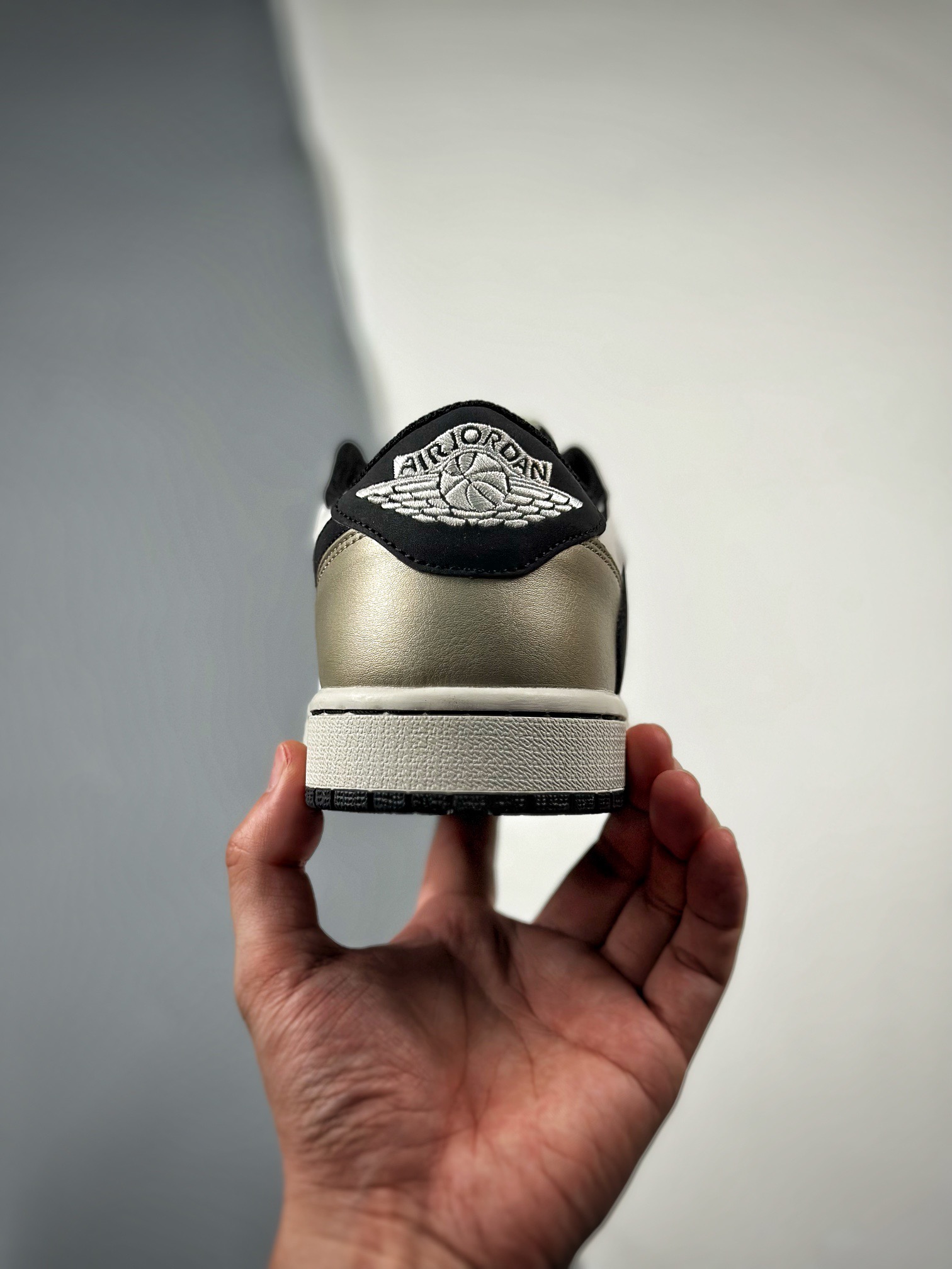 Air Jordan 1