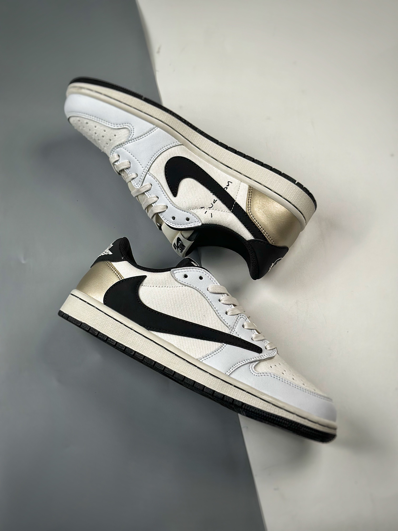 Air Jordan 1