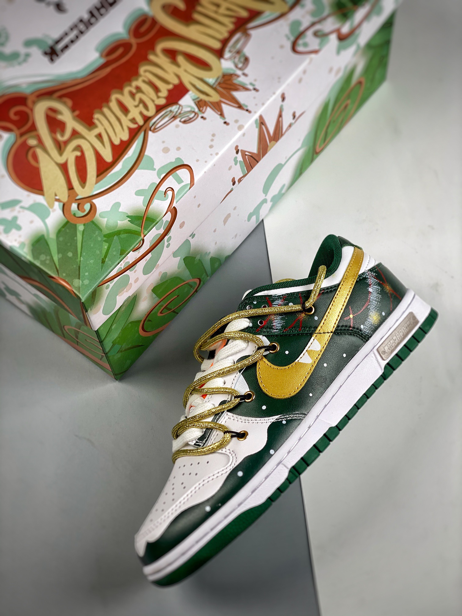 Men Women Nike SB Dunk Low