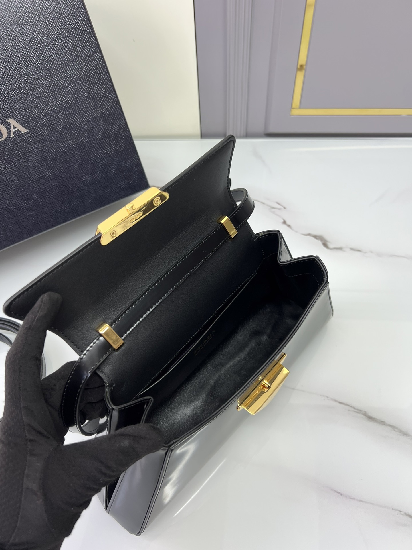 P*rada Bag Top Quality
