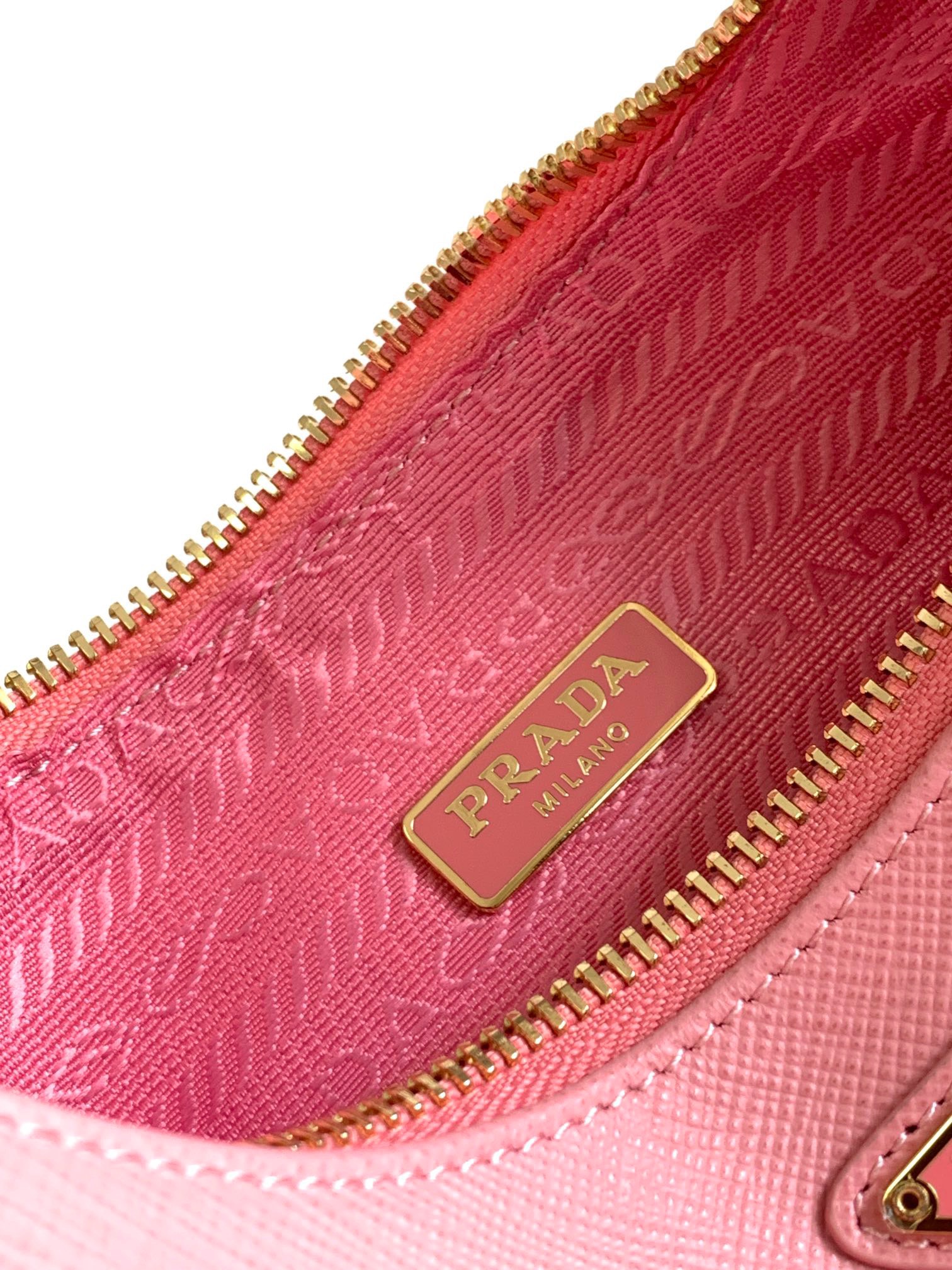 P*rada Bag Top Quality