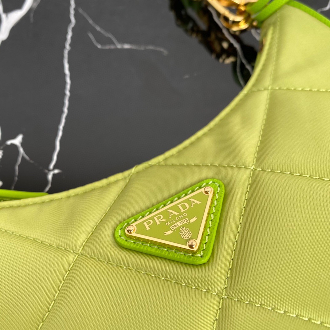 P*rada Bag Top Quality
