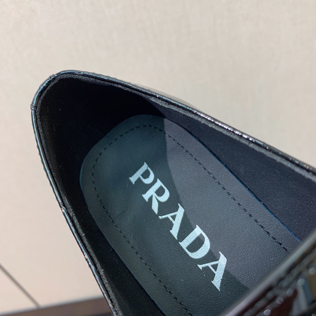 Women P*rada Top Sneaker