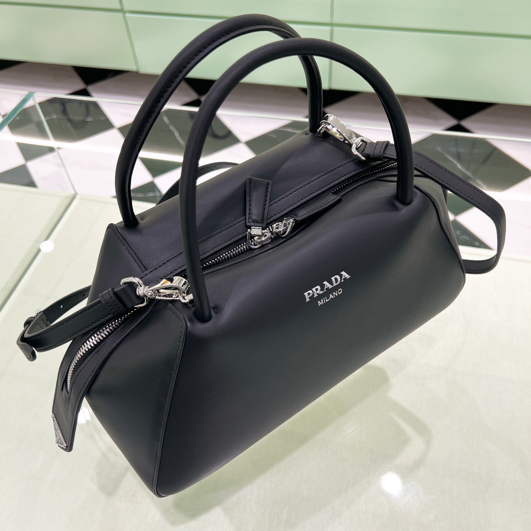 P*rada Bag Top Quality