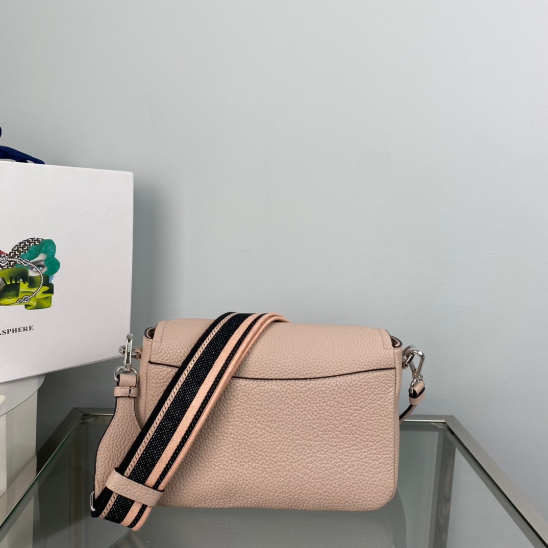 P*rada Bag Top Quality