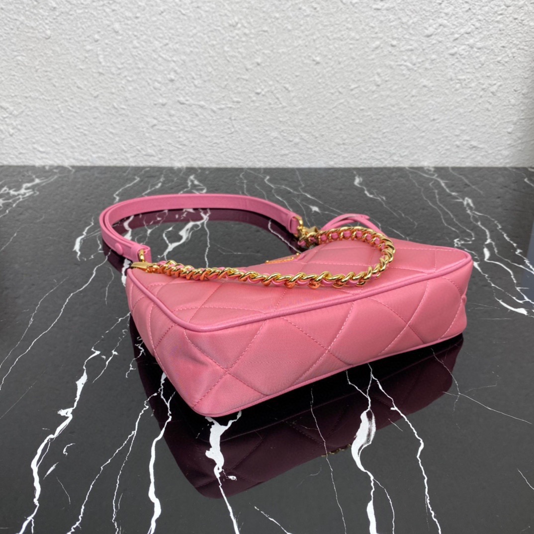 P*rada Bag Top Quality