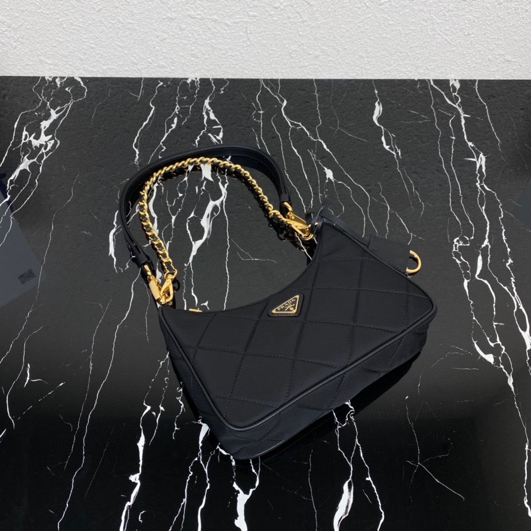 P*rada Bag Top Quality