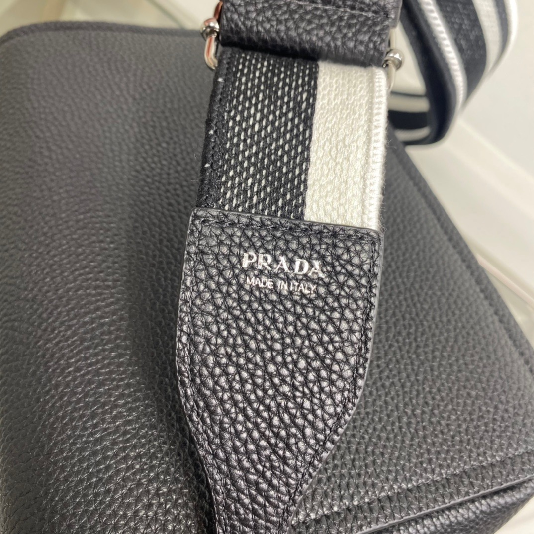 P*rada Bag Top Quality