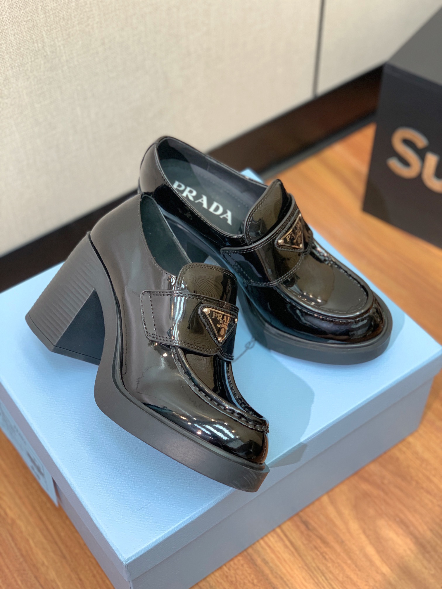Women P*rada Top Sneaker