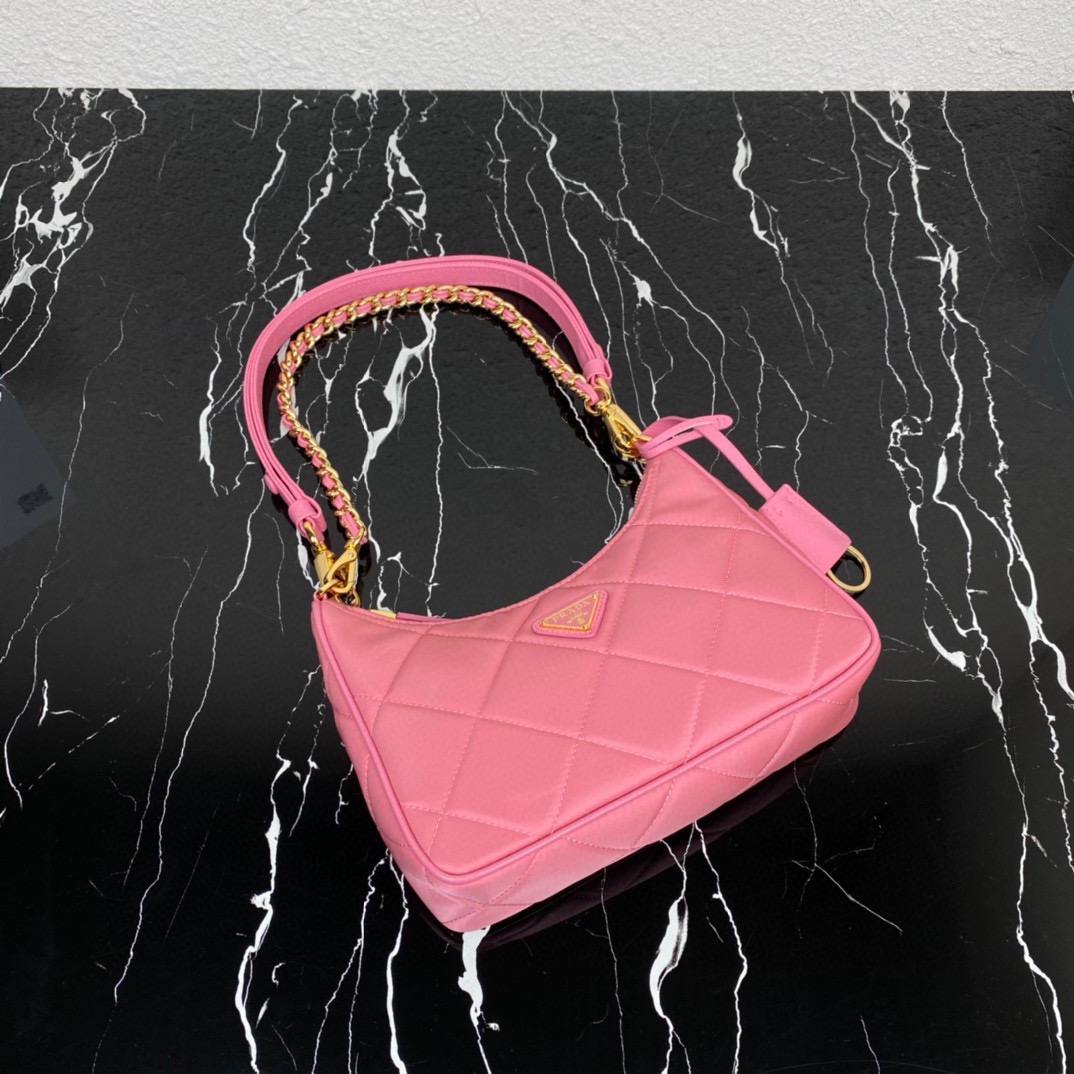 P*rada Bag Top Quality