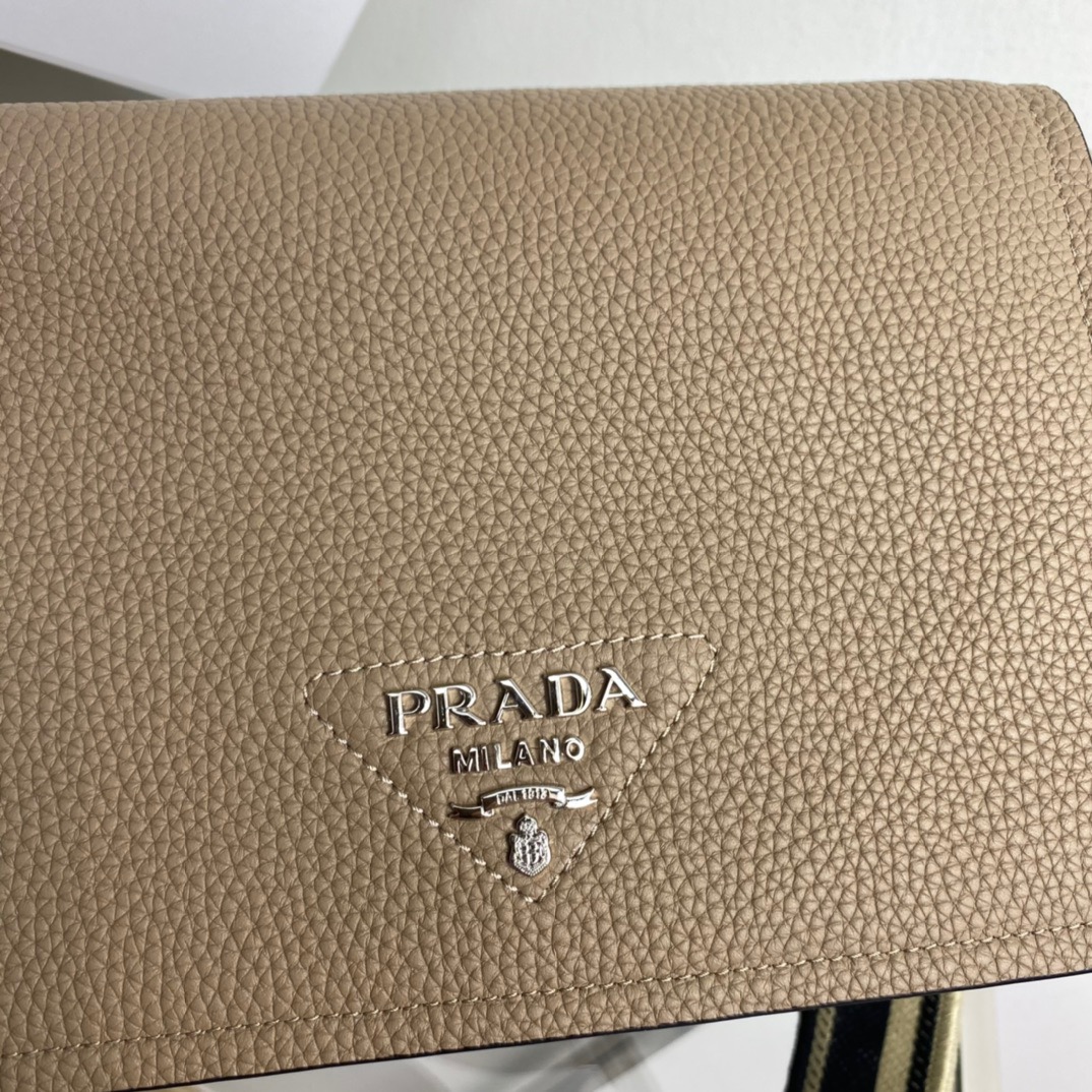 P*rada Bag Top Quality