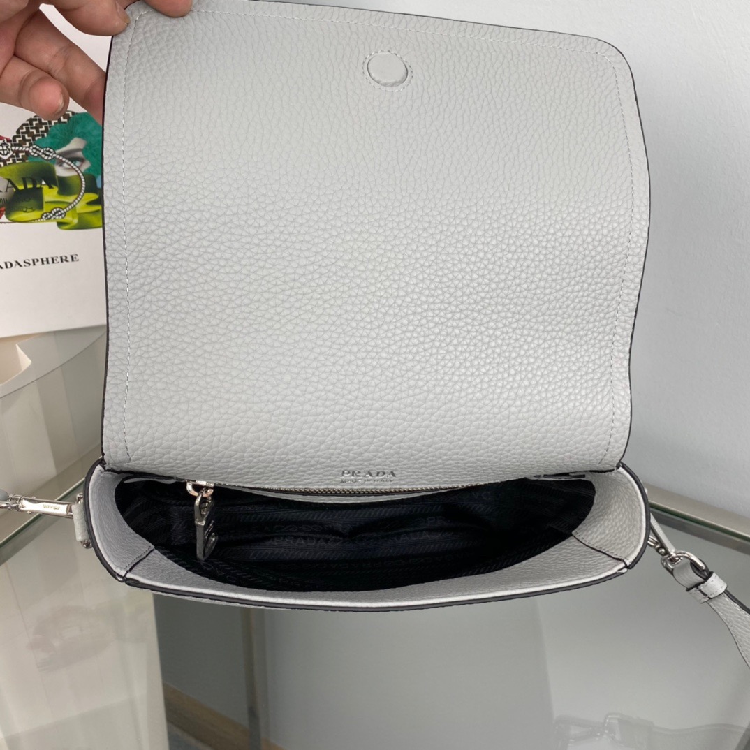 P*rada Bag Top Quality