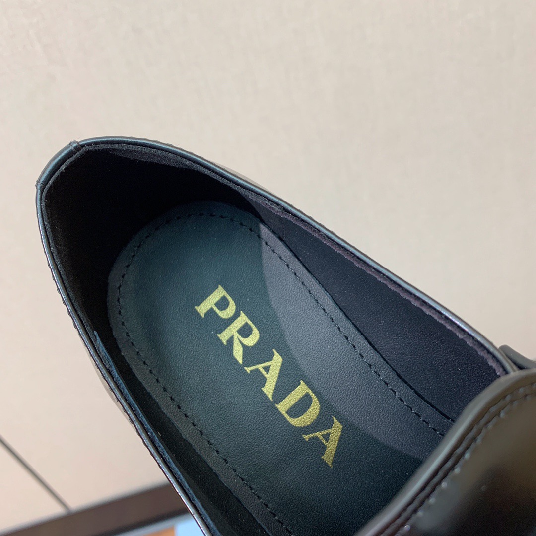 Women P*rada Top Sneaker