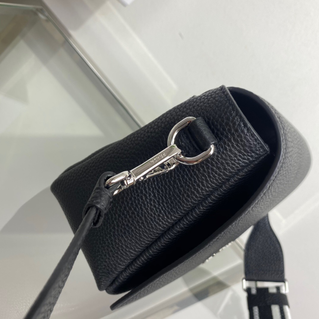 P*rada Bag Top Quality