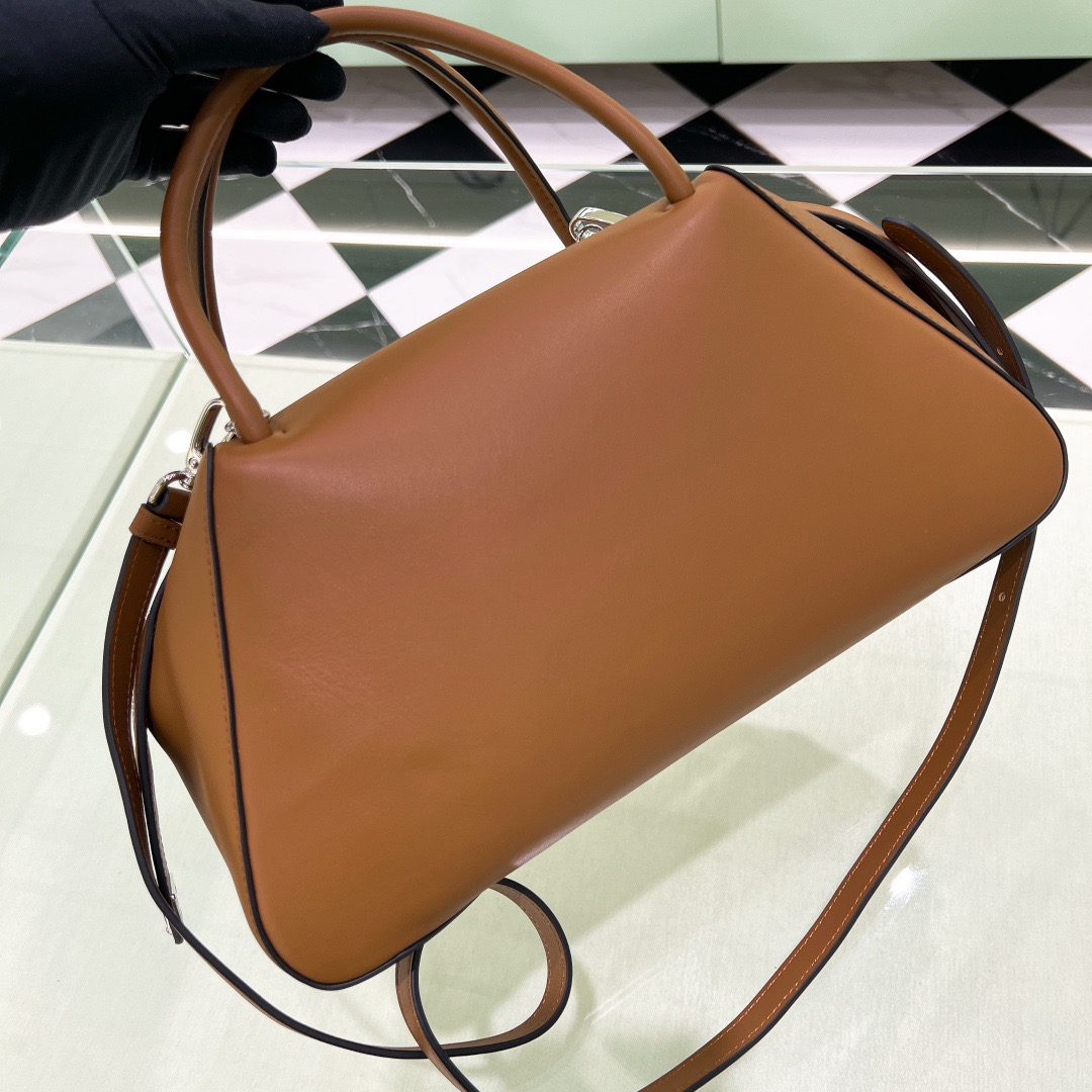 P*rada Bag Top Quality