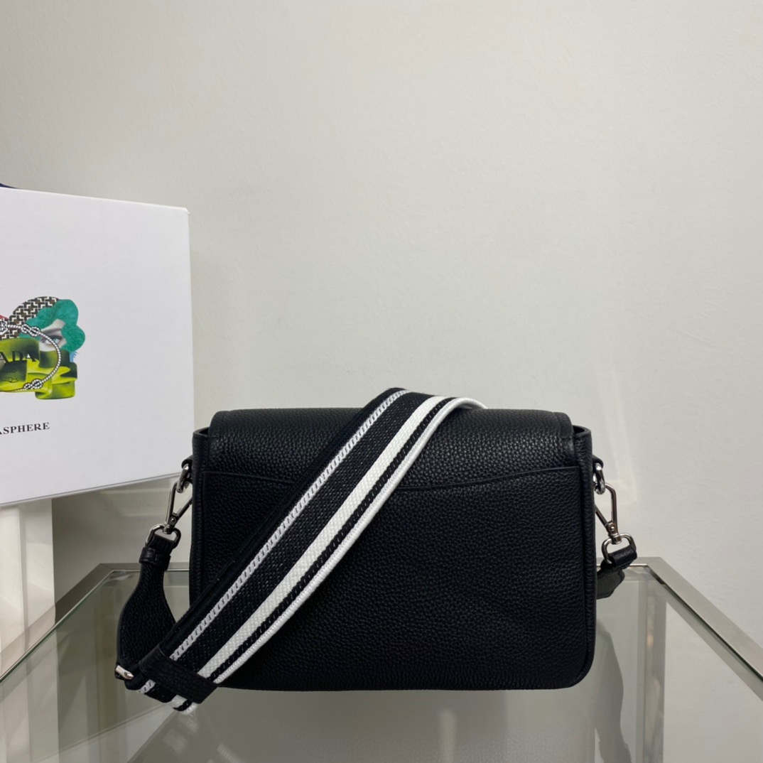 P*rada Bag Top Quality