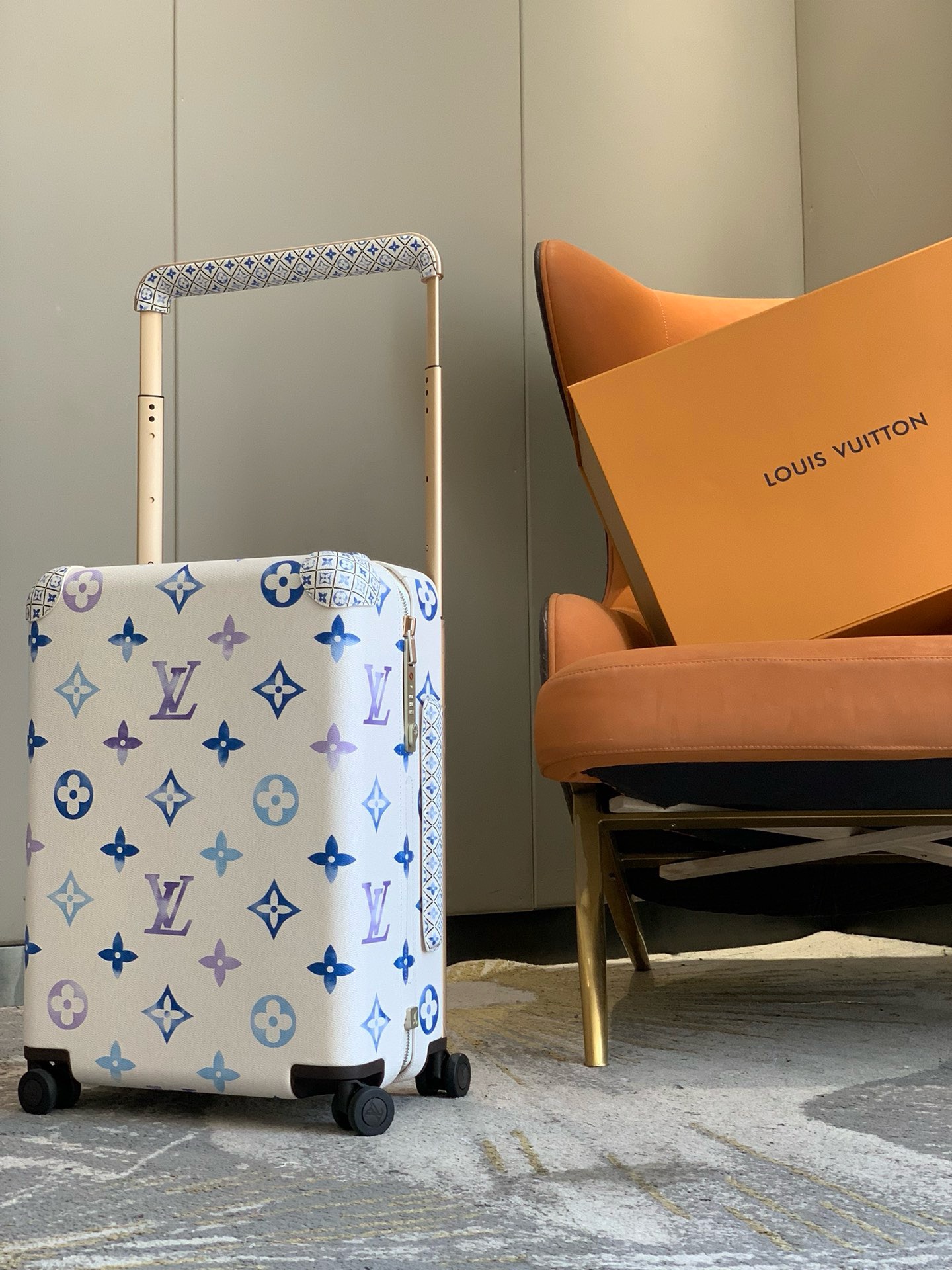 L*ouis V*uitton Luggage