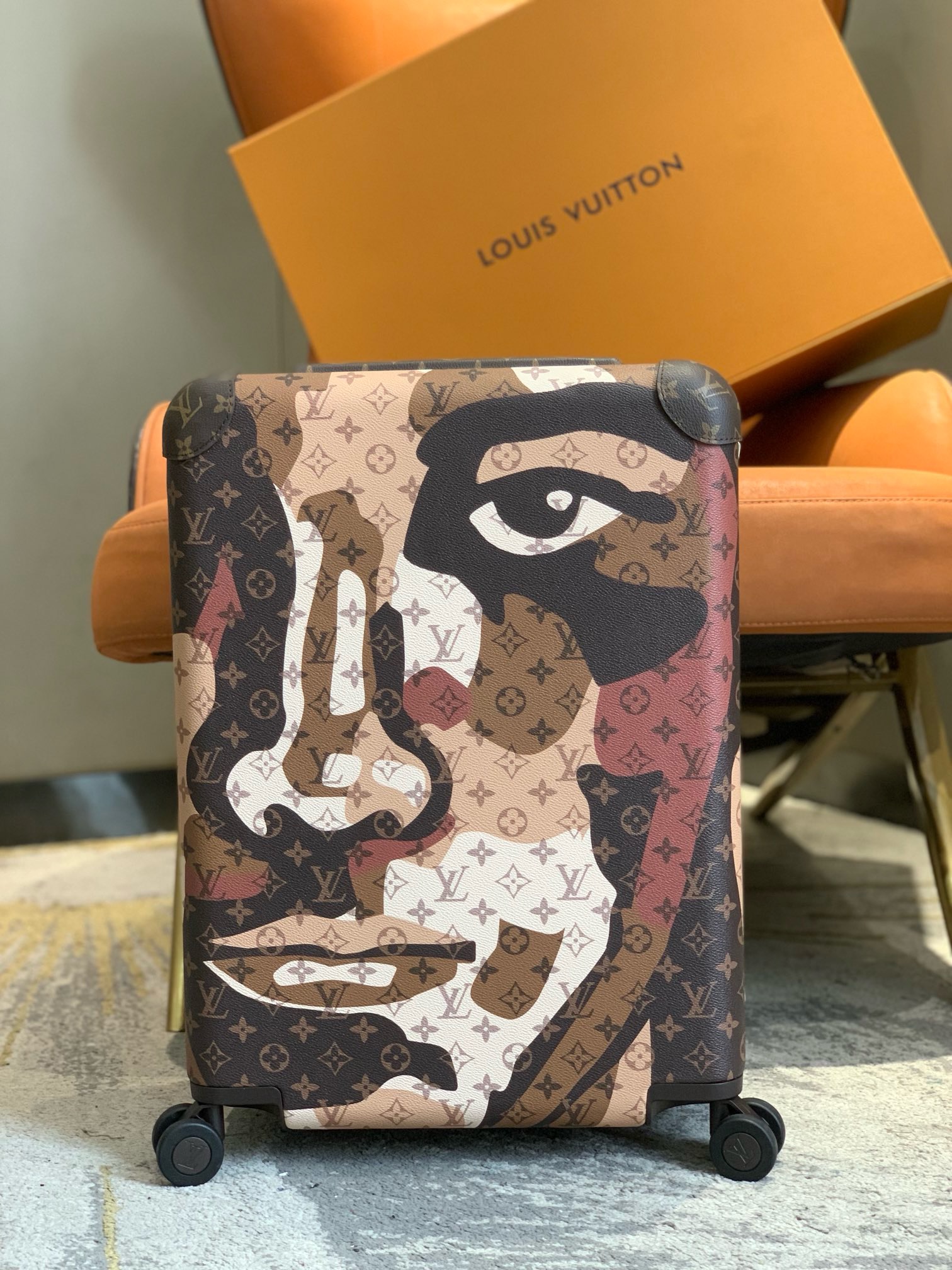 L*ouis V*uitton Luggage