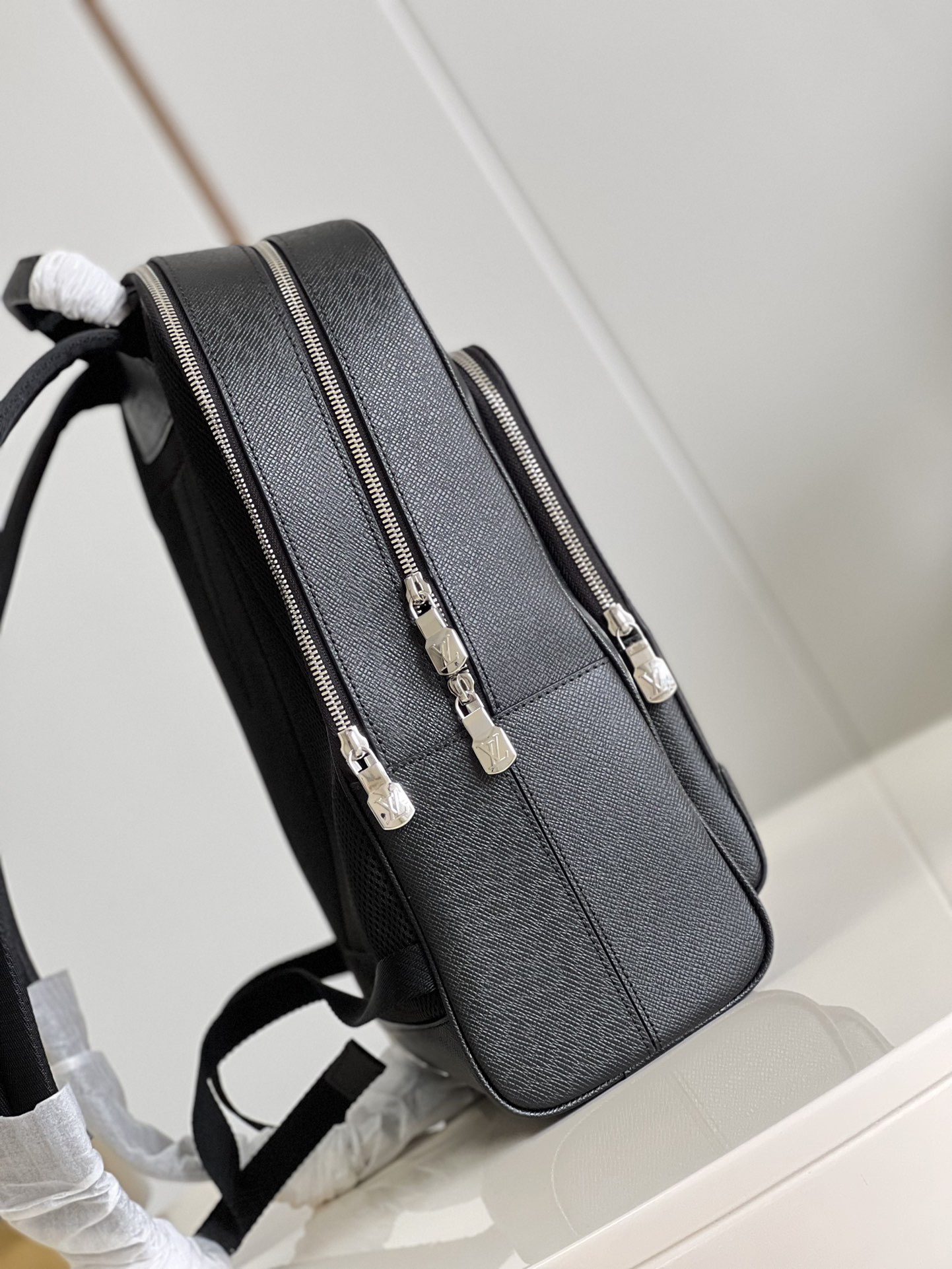 L*ouis V*uitton Top Bag