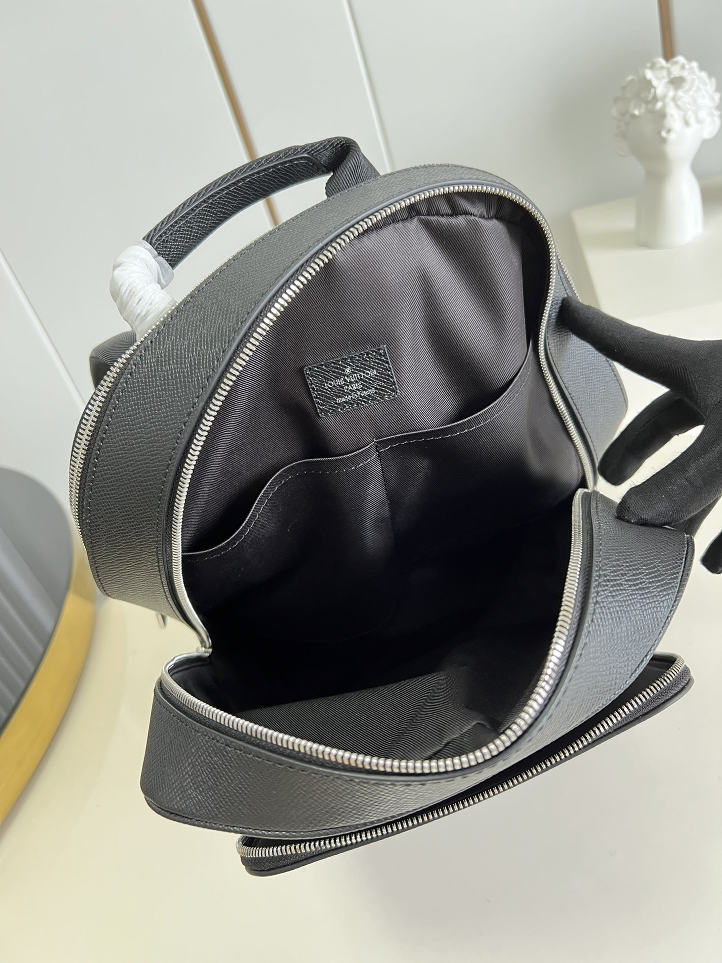 L*ouis V*uitton Top Bag