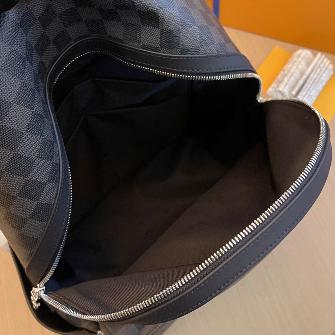 L*ouis V*uitton Top Bag