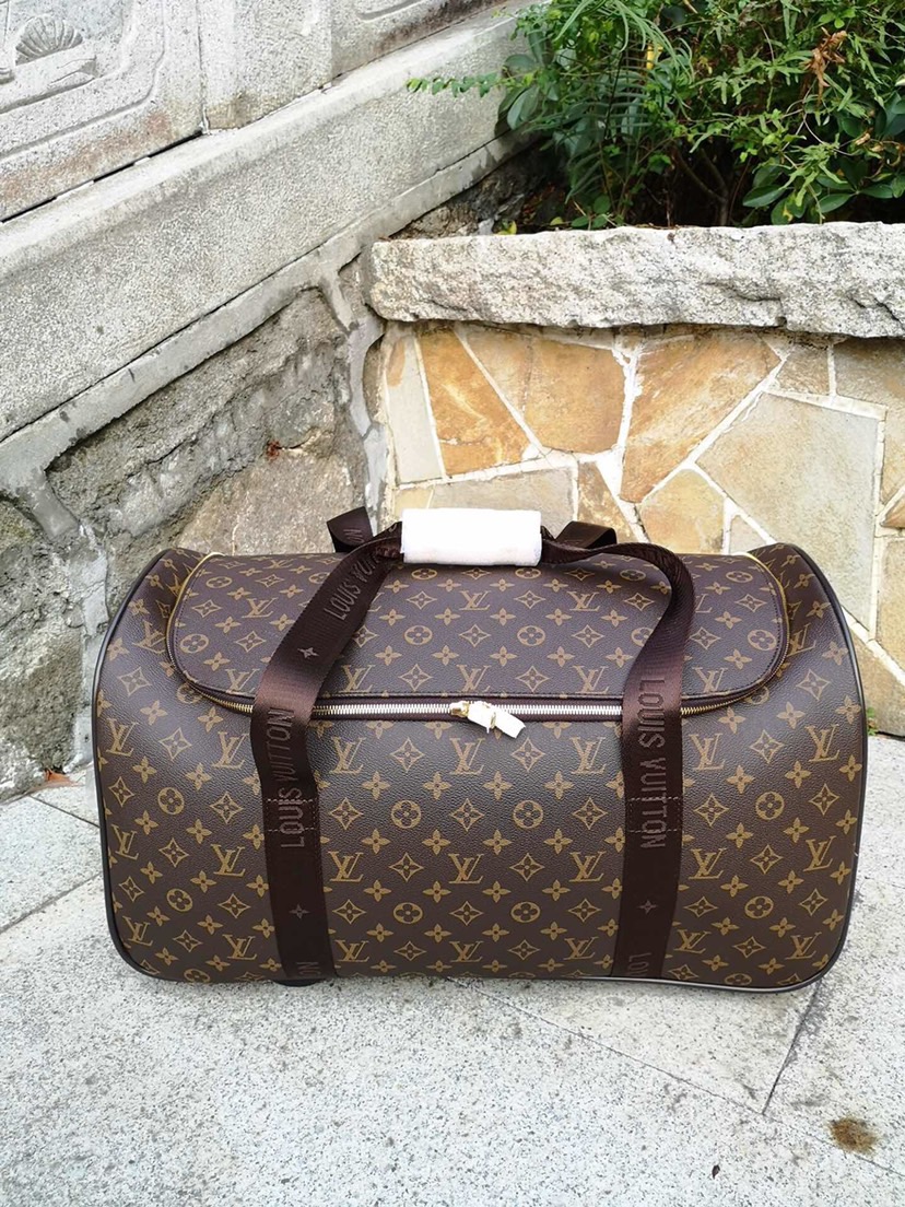 L*ouis V*uitton Luggage