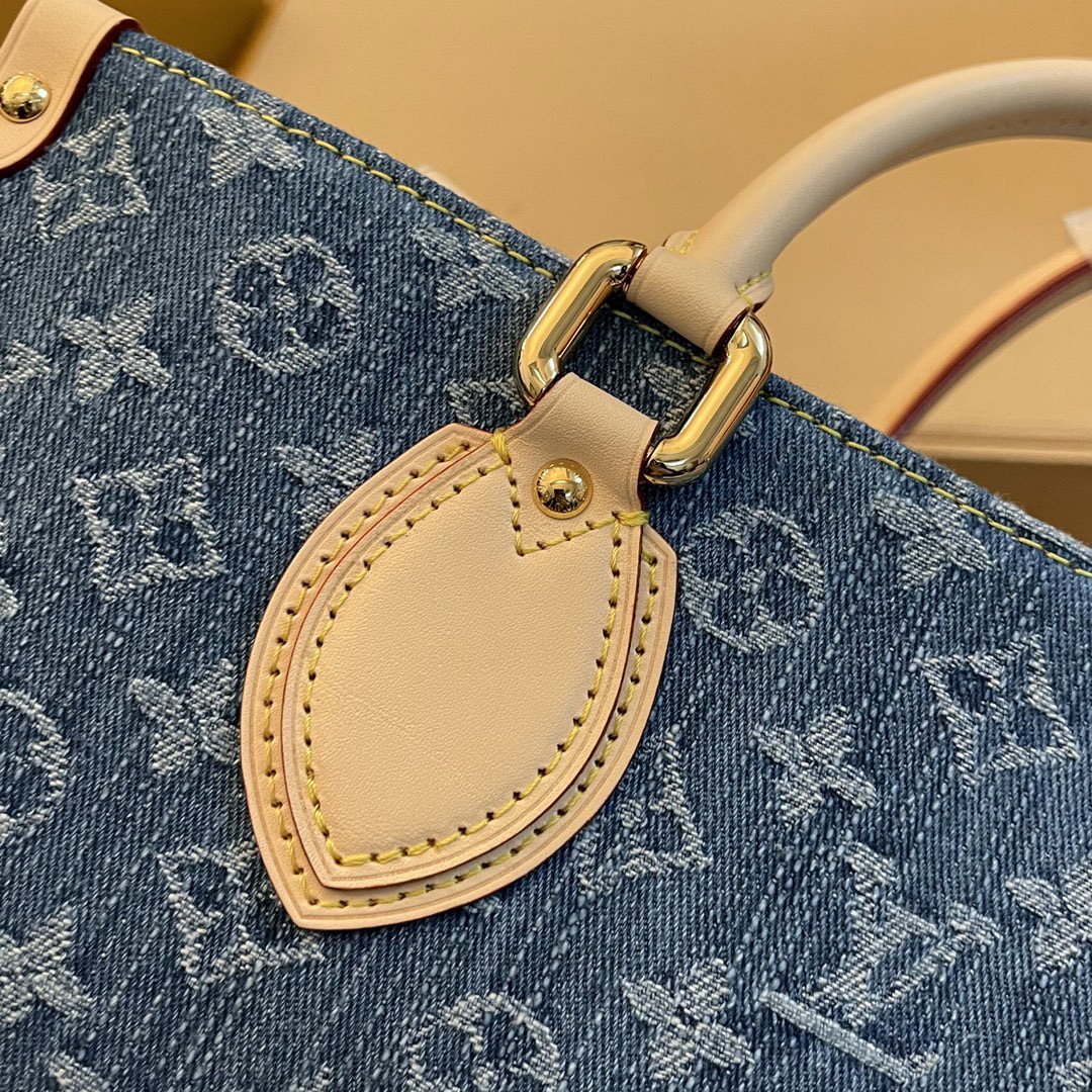 L*ouis V*uitton Top Bag